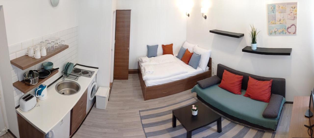 Osvat Apartments บูดาเปสต์ ภายนอก รูปภาพ