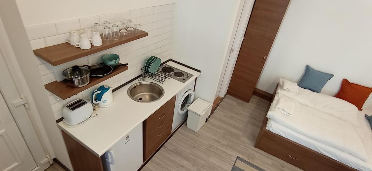 Osvat Apartments บูดาเปสต์ ภายนอก รูปภาพ