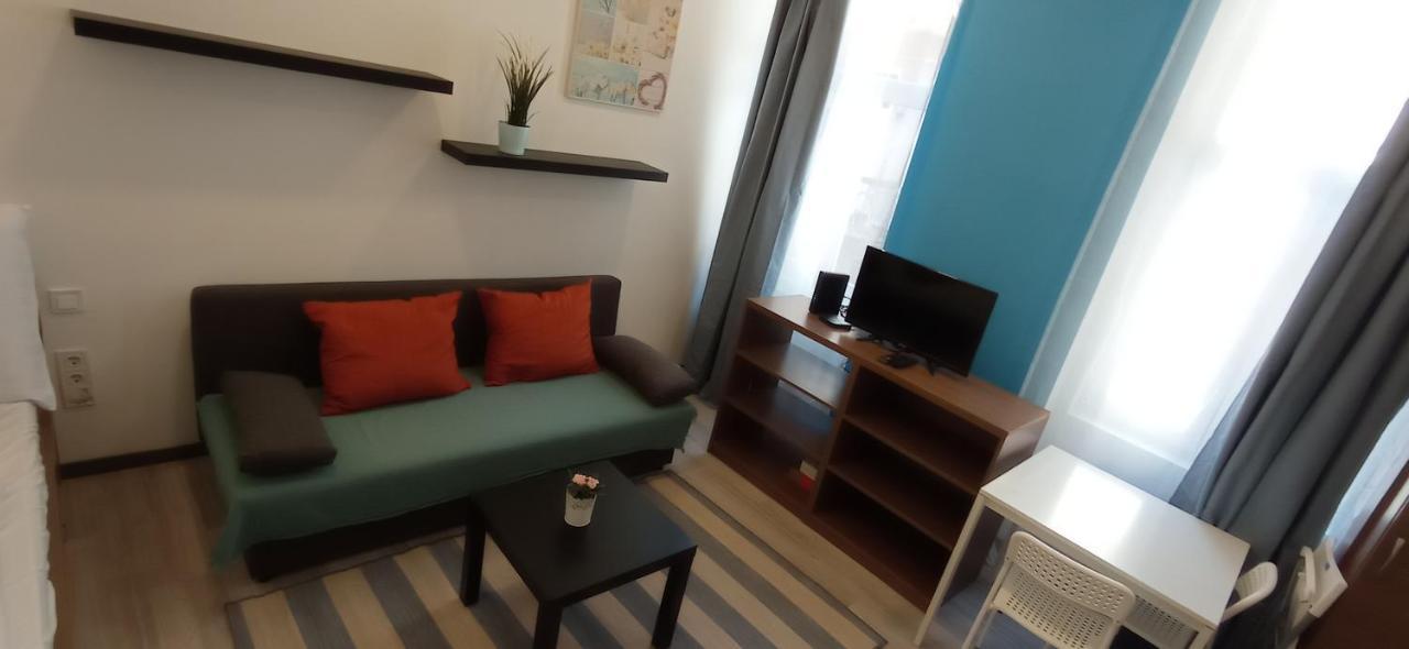 Osvat Apartments บูดาเปสต์ ภายนอก รูปภาพ